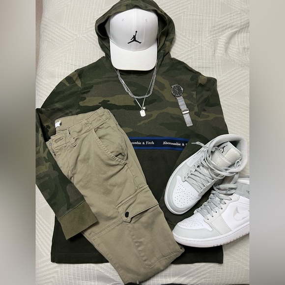 Abercrombie Hoodie - Picture 5 of 5